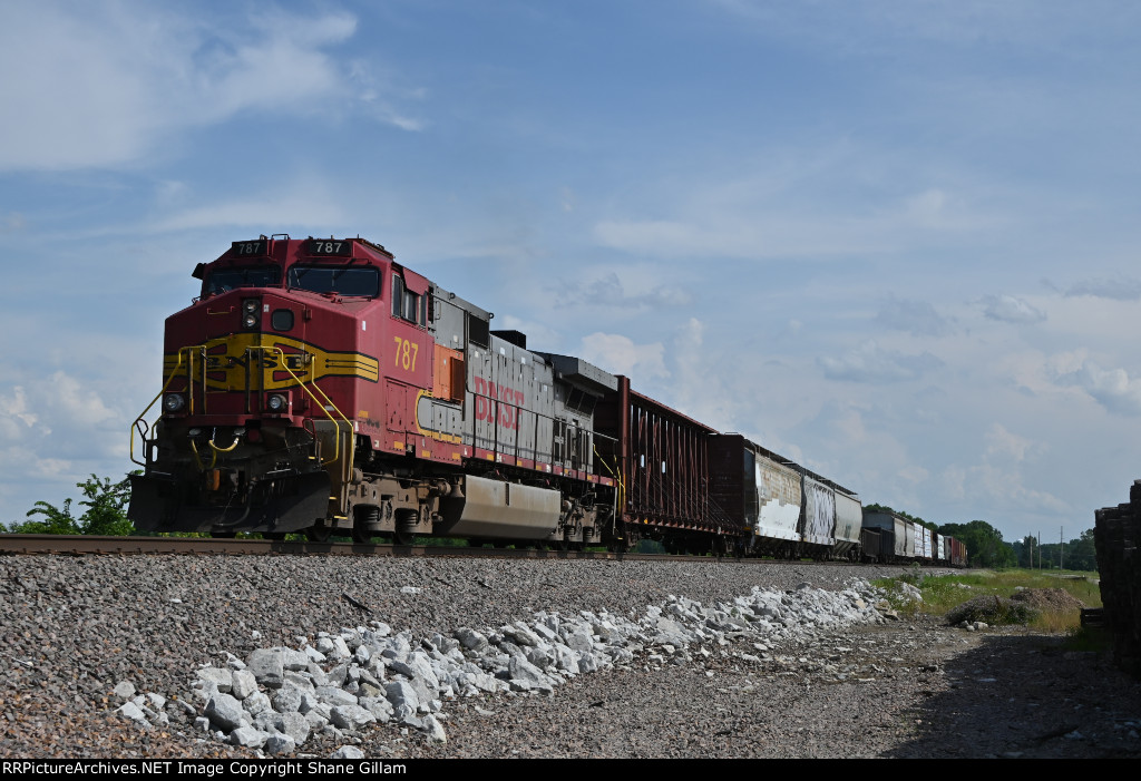 BNSF 787 Dpu